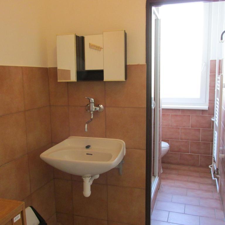 Hostel Modra Прага Номер фото